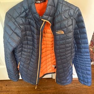 Northface women's puffy medium
